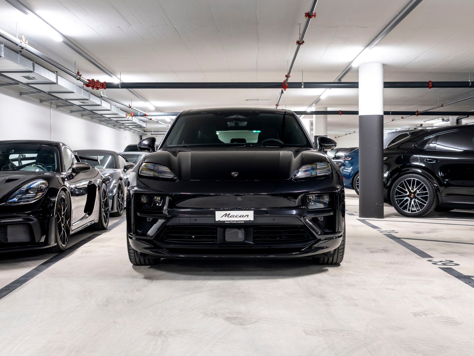 PORSCHE Macan Turbo 100kWh, Electric, New car, Automatic - 4