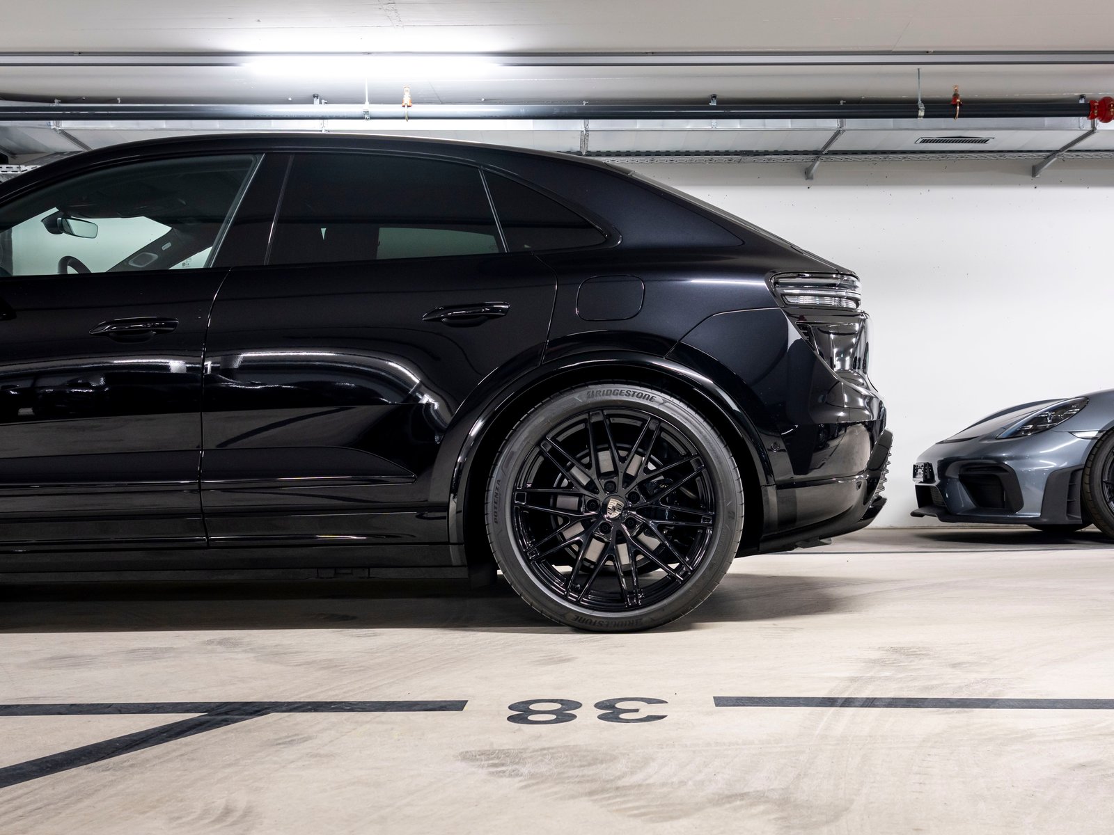 PORSCHE Macan Turbo 100kWh, Electric, New car, Automatic - 7