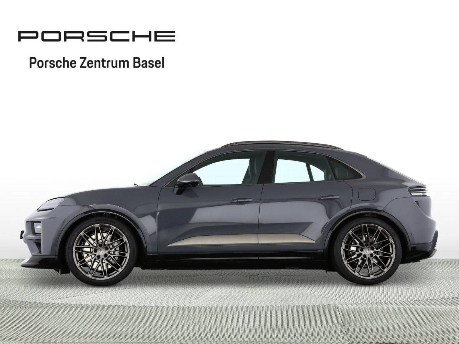 PORSCHE Macan Turbo, Électrique, Voiture nouvelle, Automatique - 2