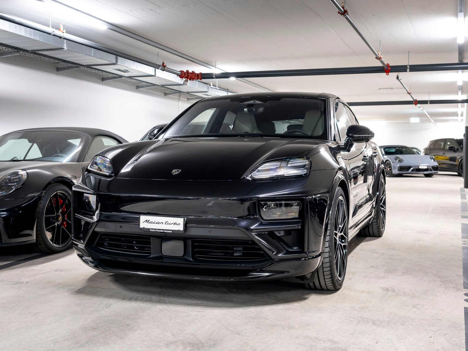 PORSCHE Macan Turbo 100kWh