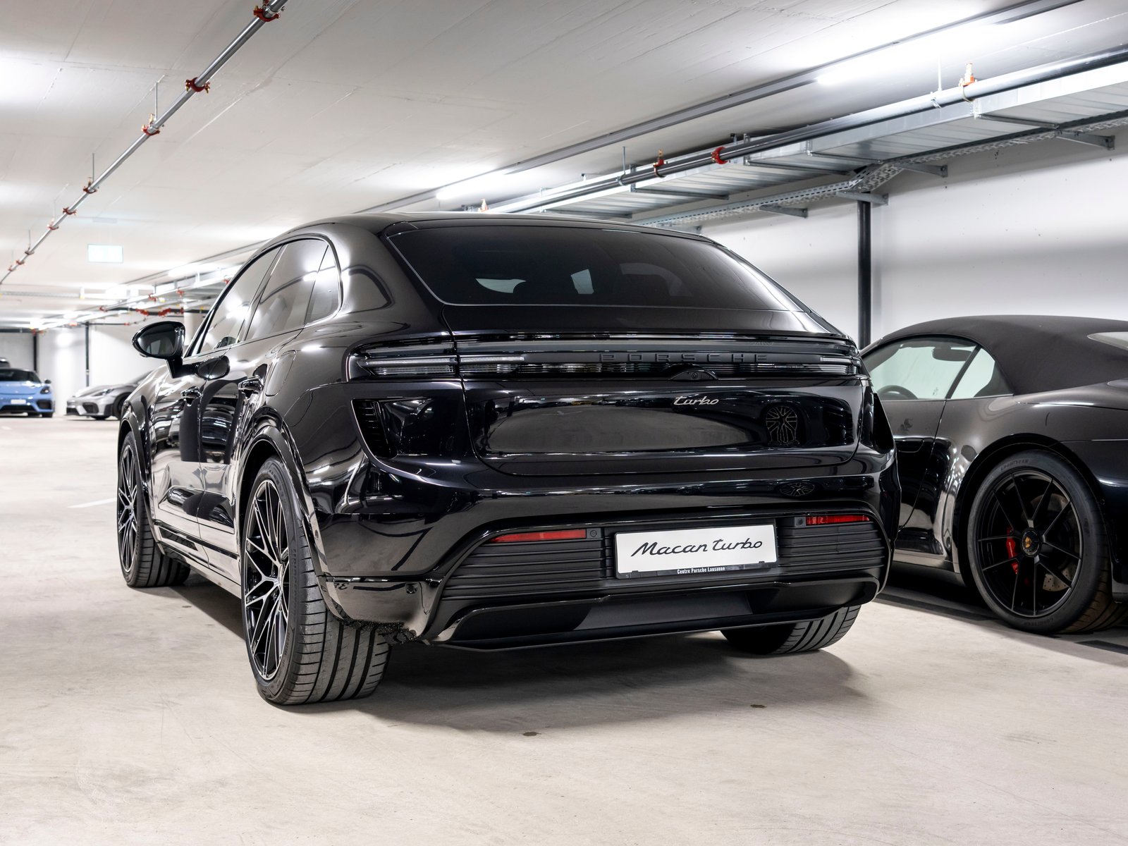 PORSCHE Macan Turbo 100kWh, Electric, New car, Automatic - 3