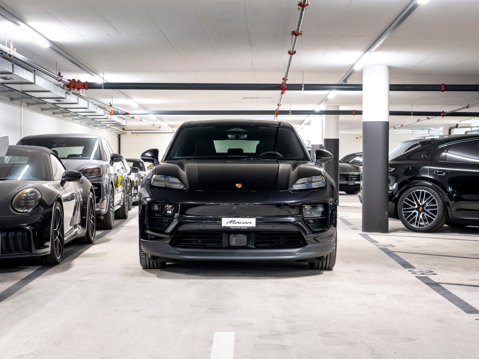 PORSCHE Macan 4 S 100kWh, Electric, New car, Automatic - 4