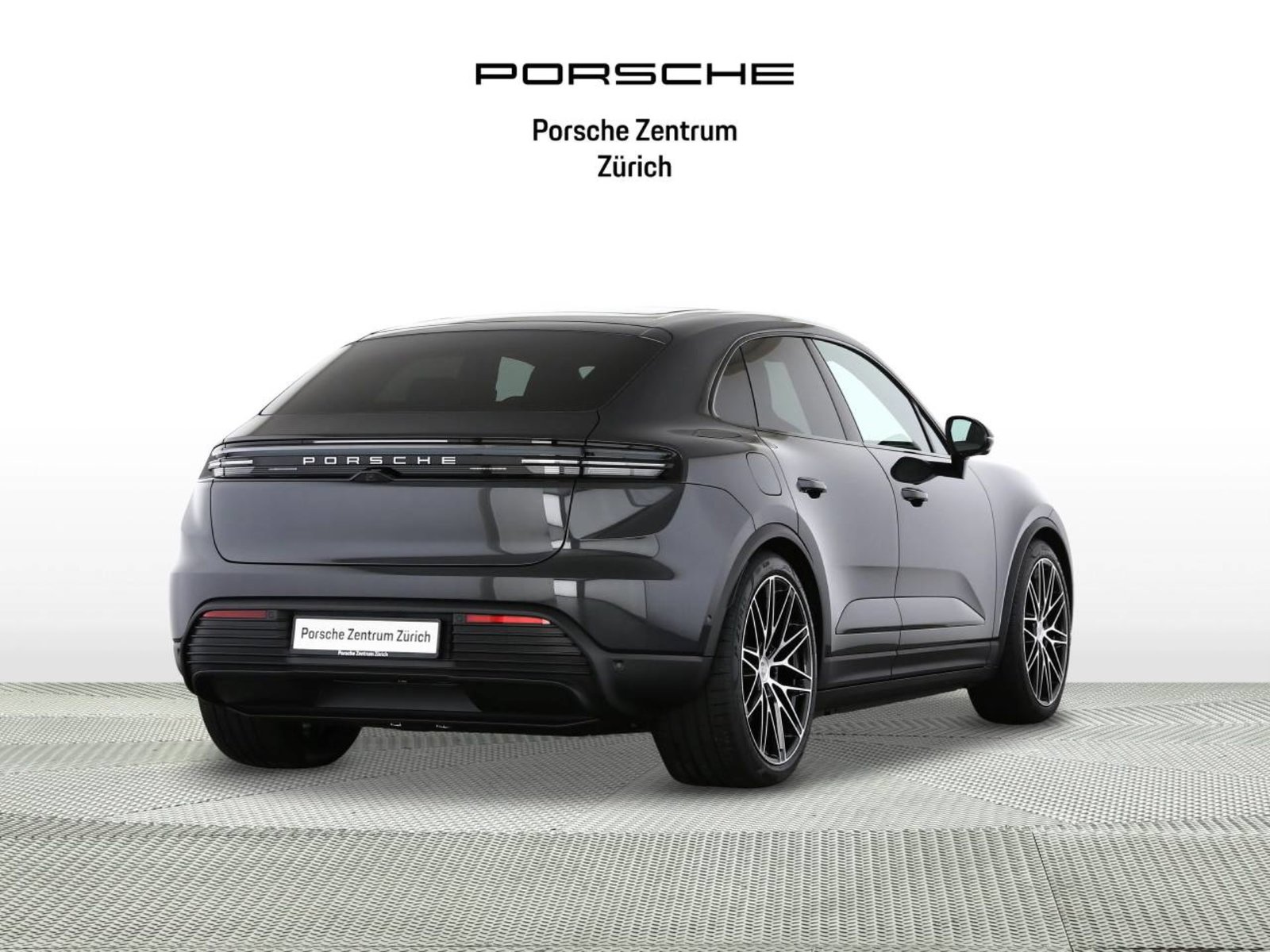 PORSCHE Macan 4S, Electric, New car, Automatic - 3