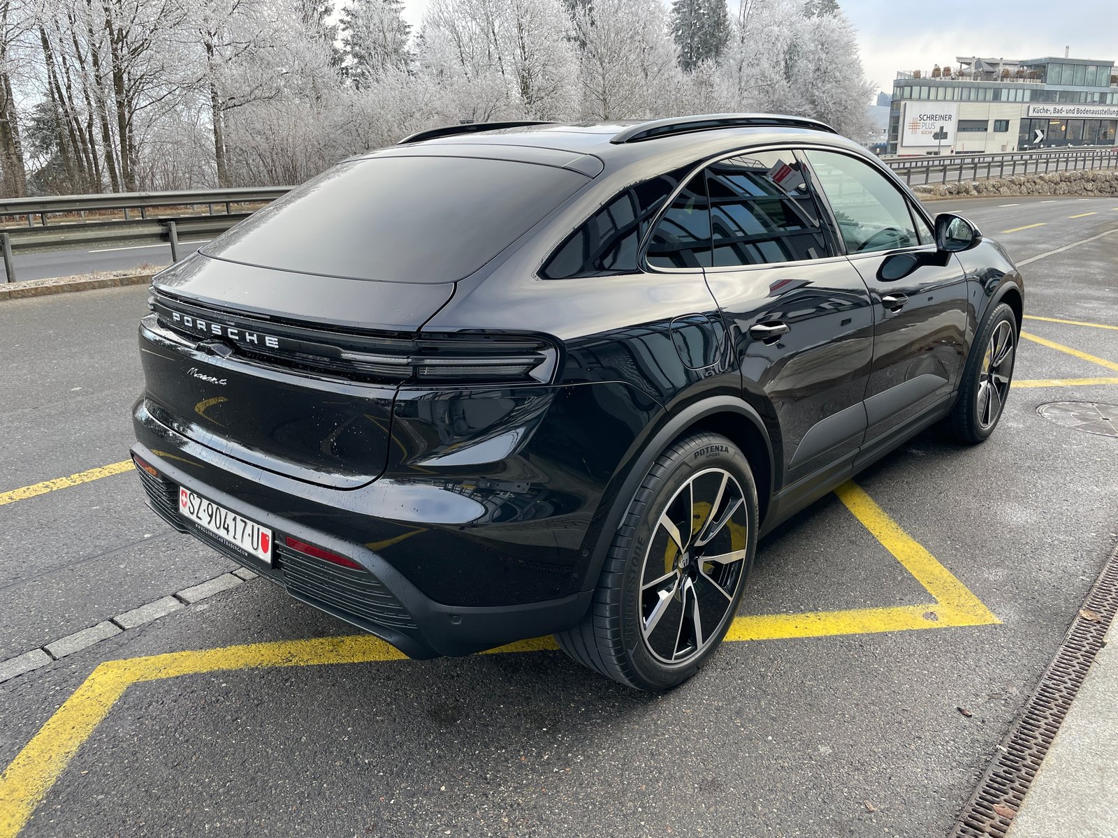 PORSCHE Macan 4 100kWh, Elektro, Neuwagen, Automatik - 5