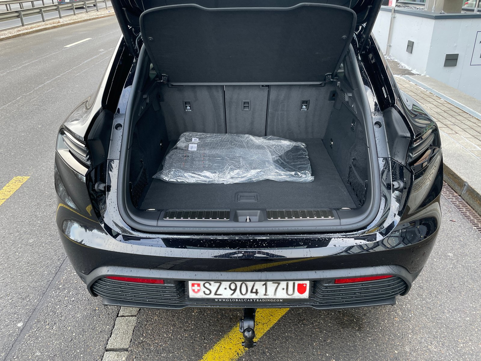 PORSCHE Macan 4 100kWh, Elektro, Neuwagen, Automatik - 7