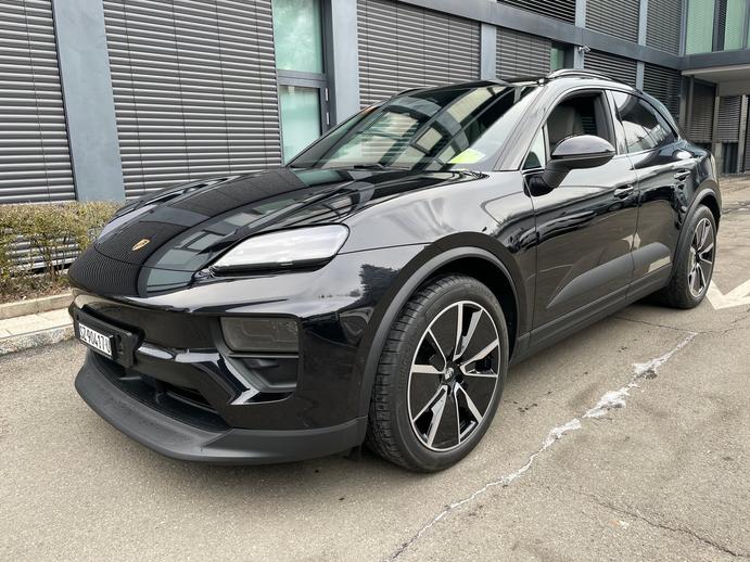PORSCHE Macan 4 100kWh, Luftfederung, Panoramadach, usw, Elektro, Neuwagen, Automatik