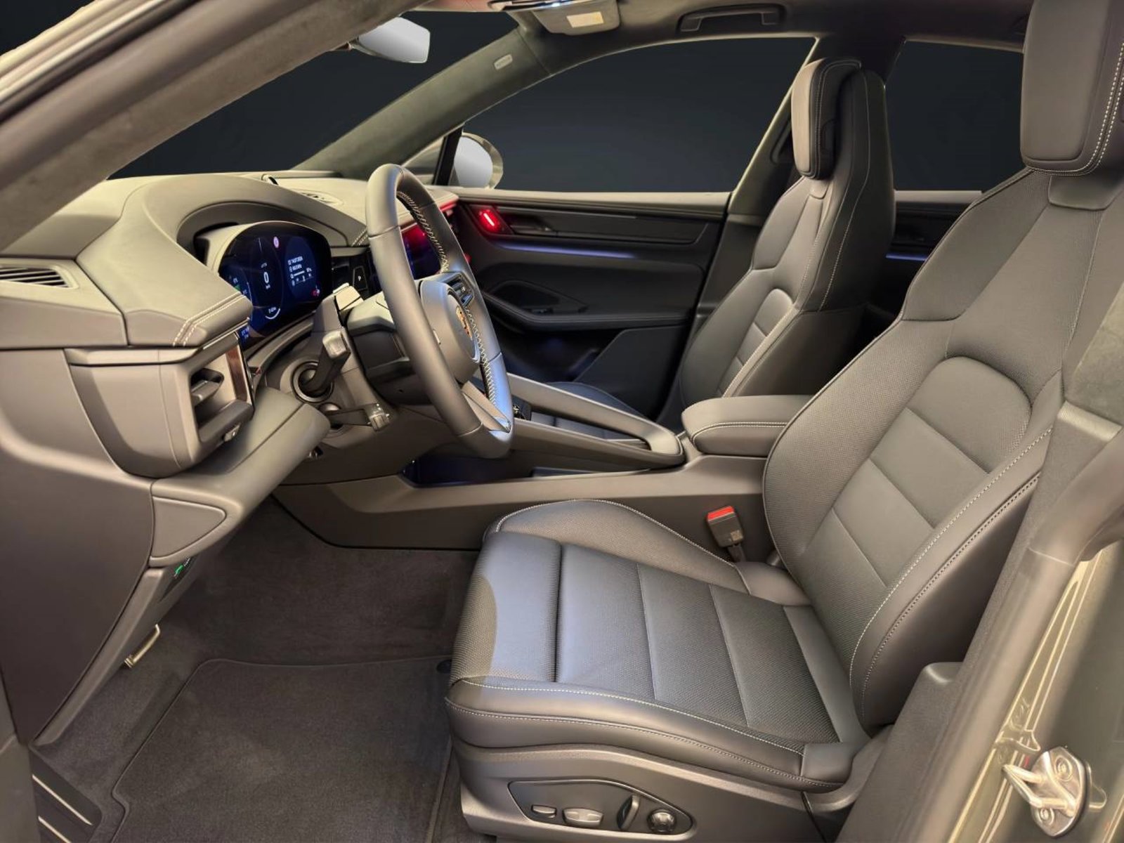 PORSCHE Macan GTS, Electric, New car, Automatic - 5