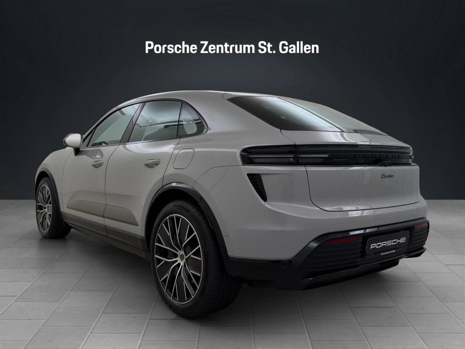 PORSCHE Macan Turbo, Electric, New car, Automatic - 3