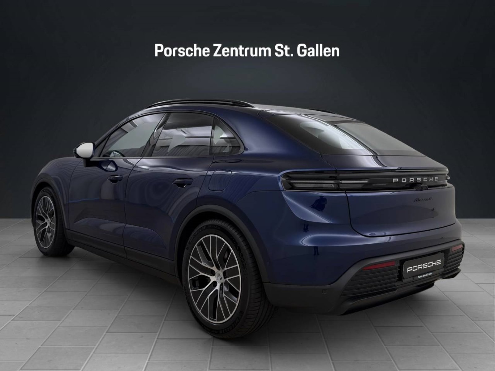 PORSCHE Macan 4, Electric, New car, Automatic - 3