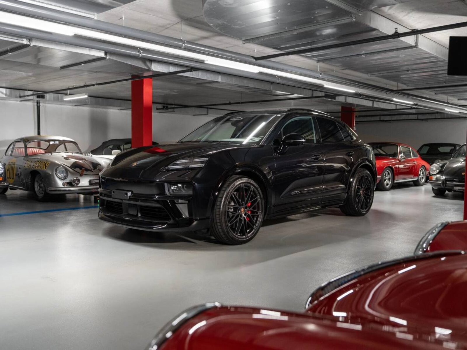 PORSCHE Macan GTS