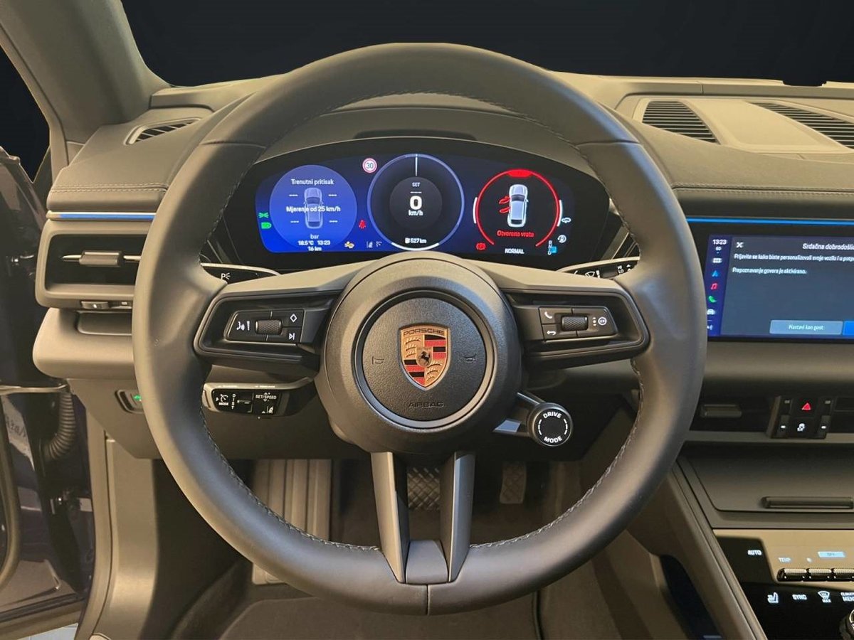 PORSCHE MACAN 4, Electric, Second hand / Used, Automatic - 7