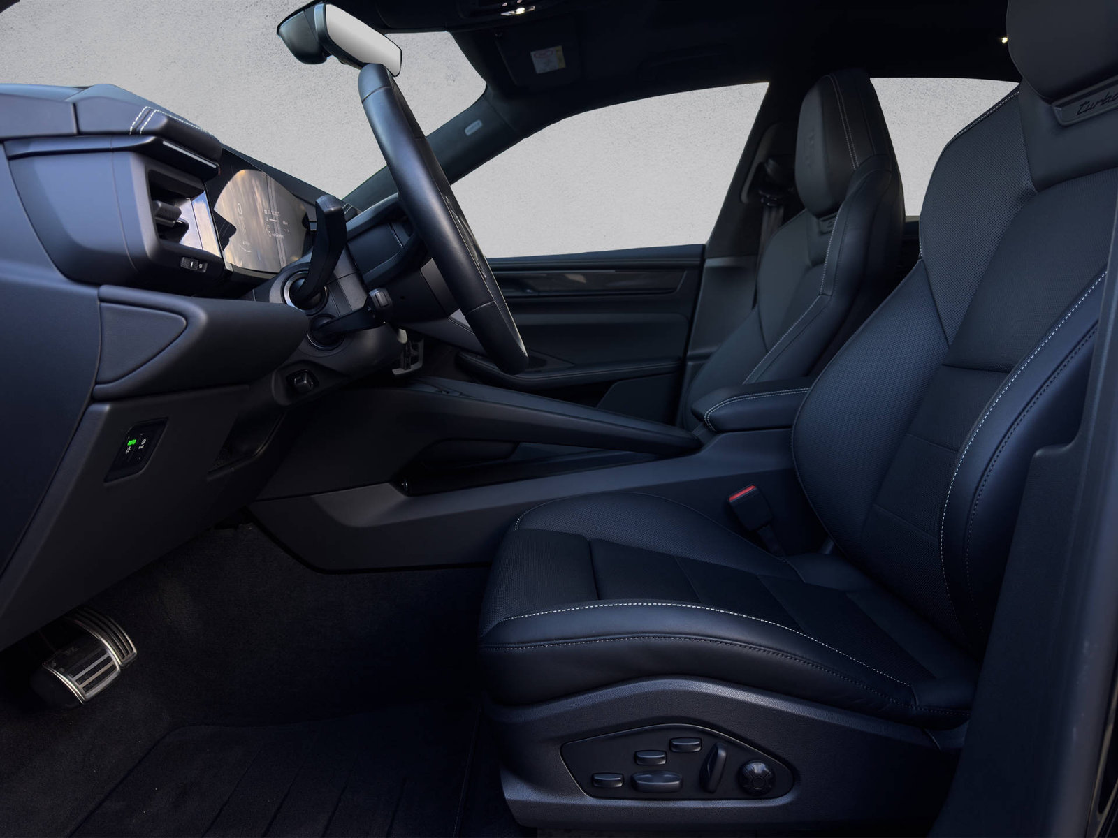 PORSCHE Macan Turbo, Électrique, Occasion / Utilisé, Automatique - 7