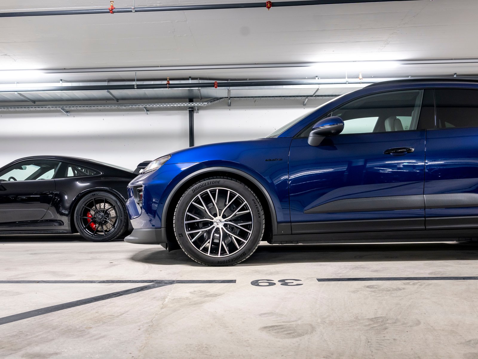 PORSCHE Macan 4 100kWh, Electric, Second hand / Used, Automatic - 4