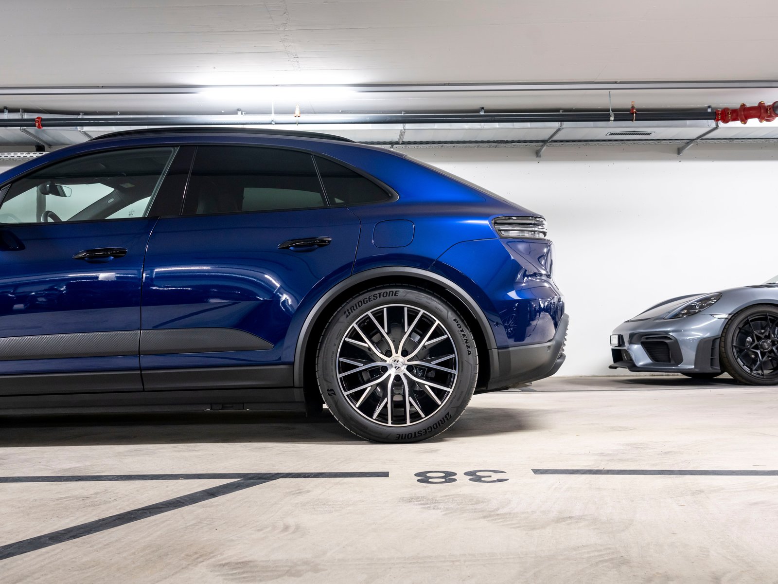 PORSCHE Macan 4 100kWh, Electric, Second hand / Used, Automatic - 5