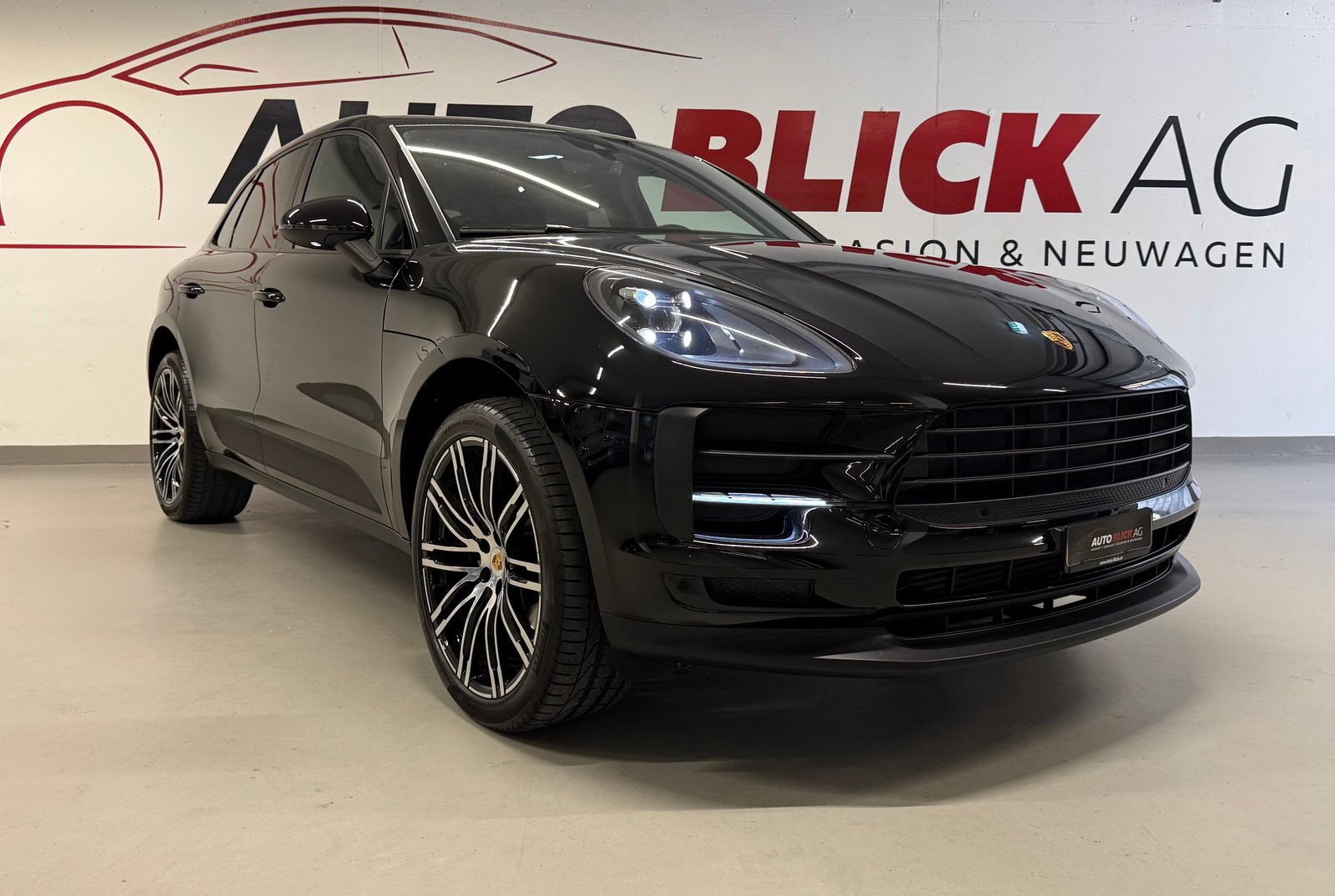 PORSCHE Macan PDK, Petrol, Second hand / Used, Automatic - 2