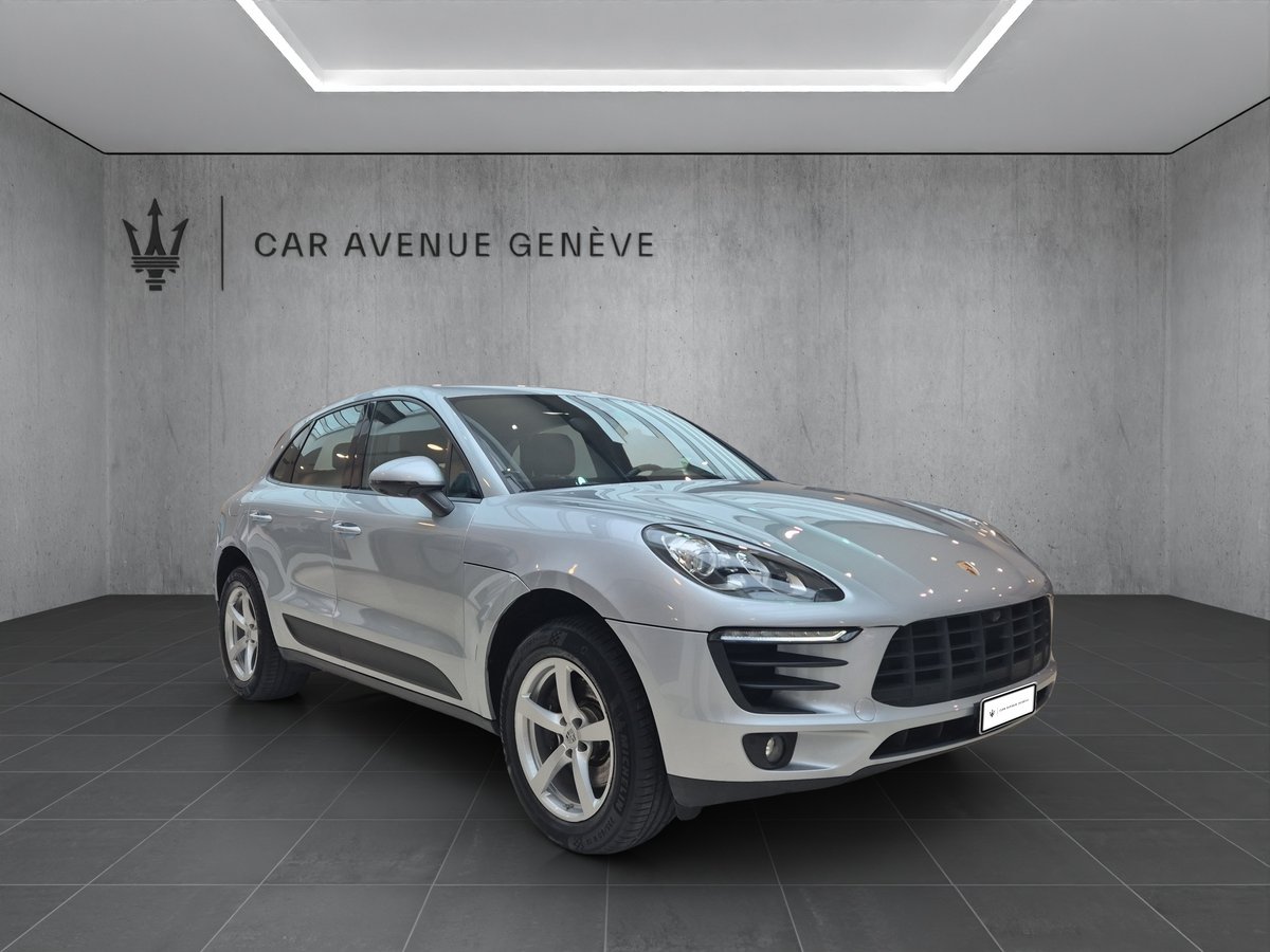PORSCHE Macan 2.0