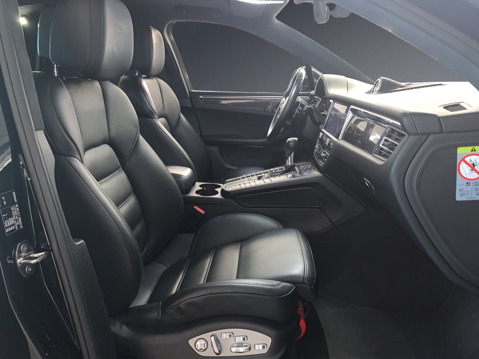 PORSCHE Macan Turbo, Essence, Occasion / Utilisé, Automatique - 7