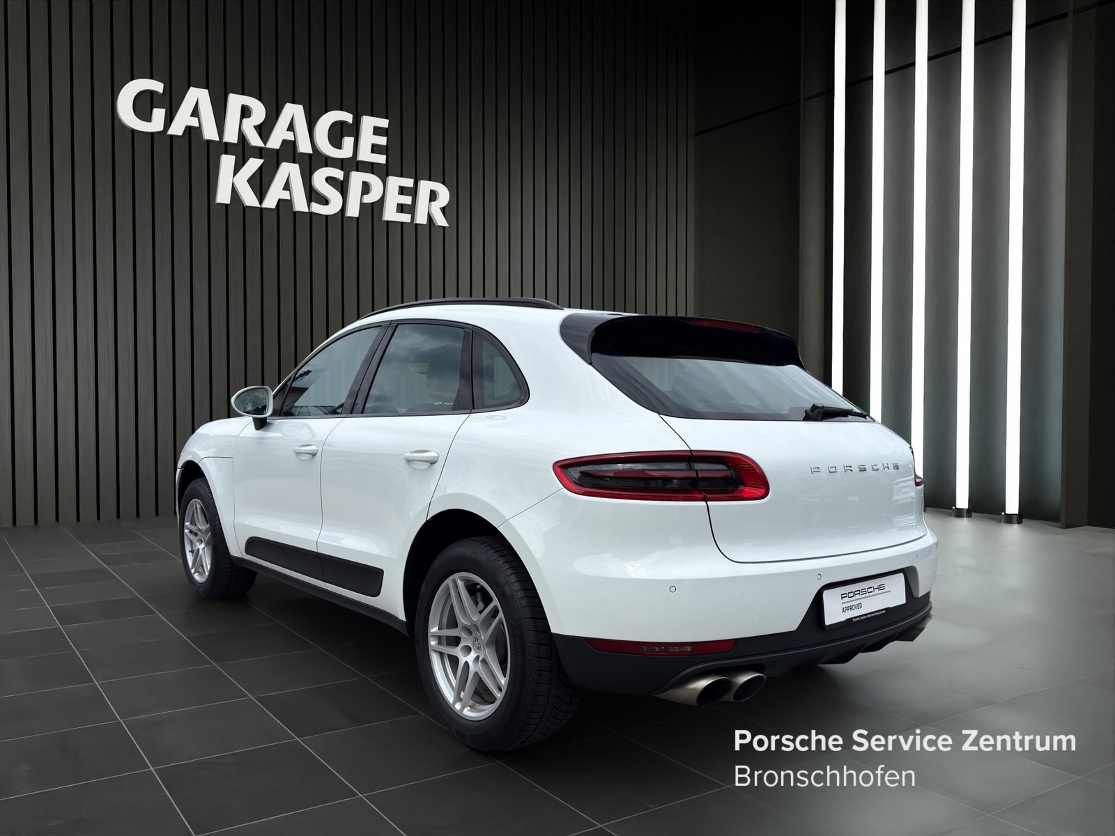 PORSCHE Macan S, Petrol, Second hand / Used, Automatic - 3