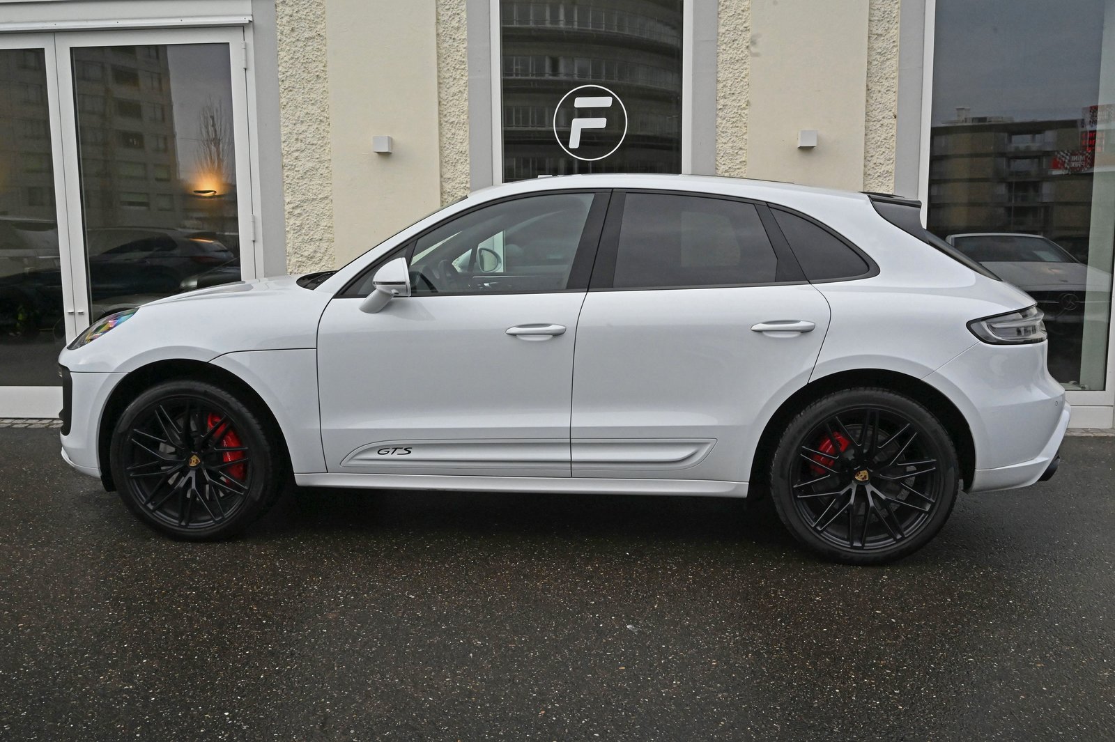 PORSCHE Macan GTS PDK **Approved-Garantie**, Benzin, Occasion / Gebraucht, Automatik - 6