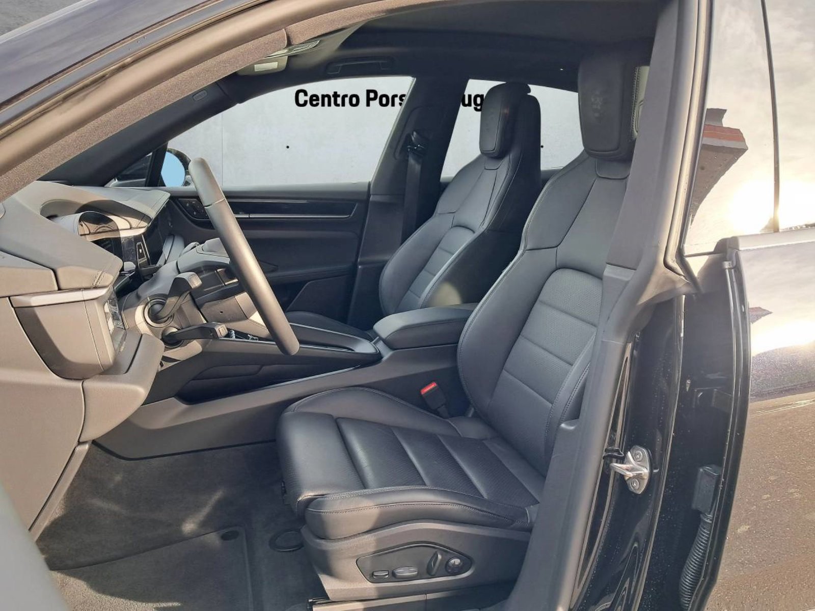 PORSCHE Macan 4, Électrique, Occasion / Utilisé, Automatique - 5