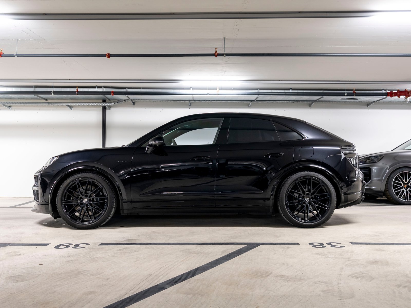 PORSCHE Macan Turbo 100kWh, Electric, Second hand / Used, Automatic - 2