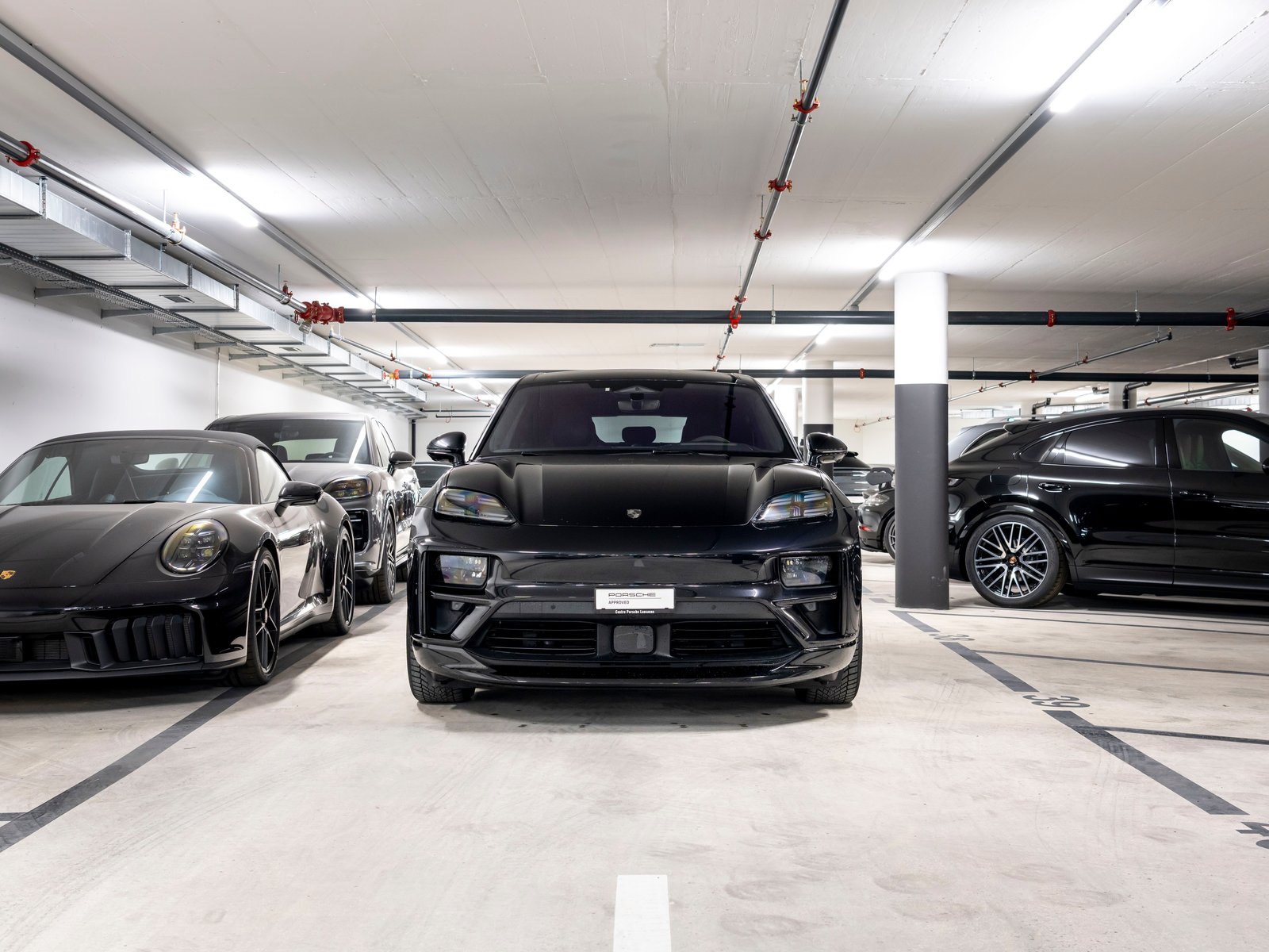 PORSCHE Macan Turbo 100kWh, Electric, Second hand / Used, Automatic - 4