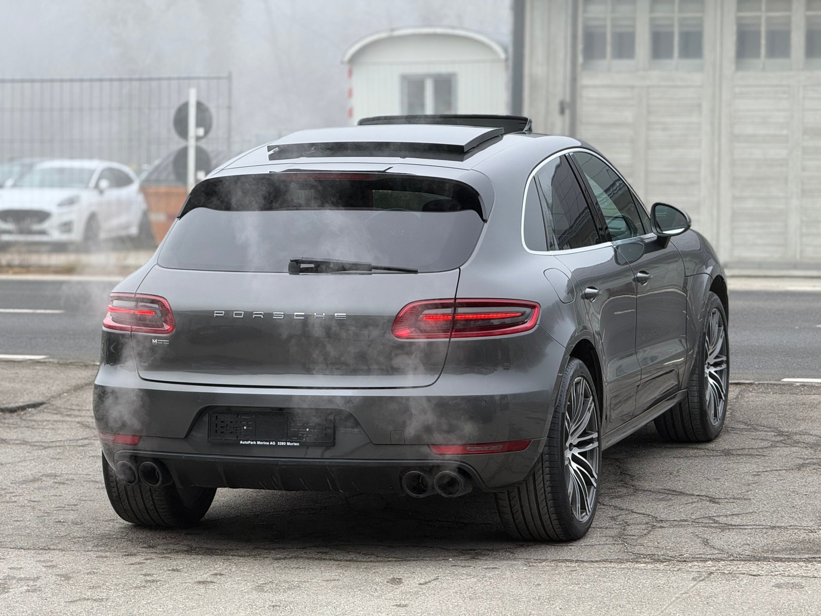 PORSCHE Macan Turbo PDK, Petrol, Second hand / Used, Automatic - 5