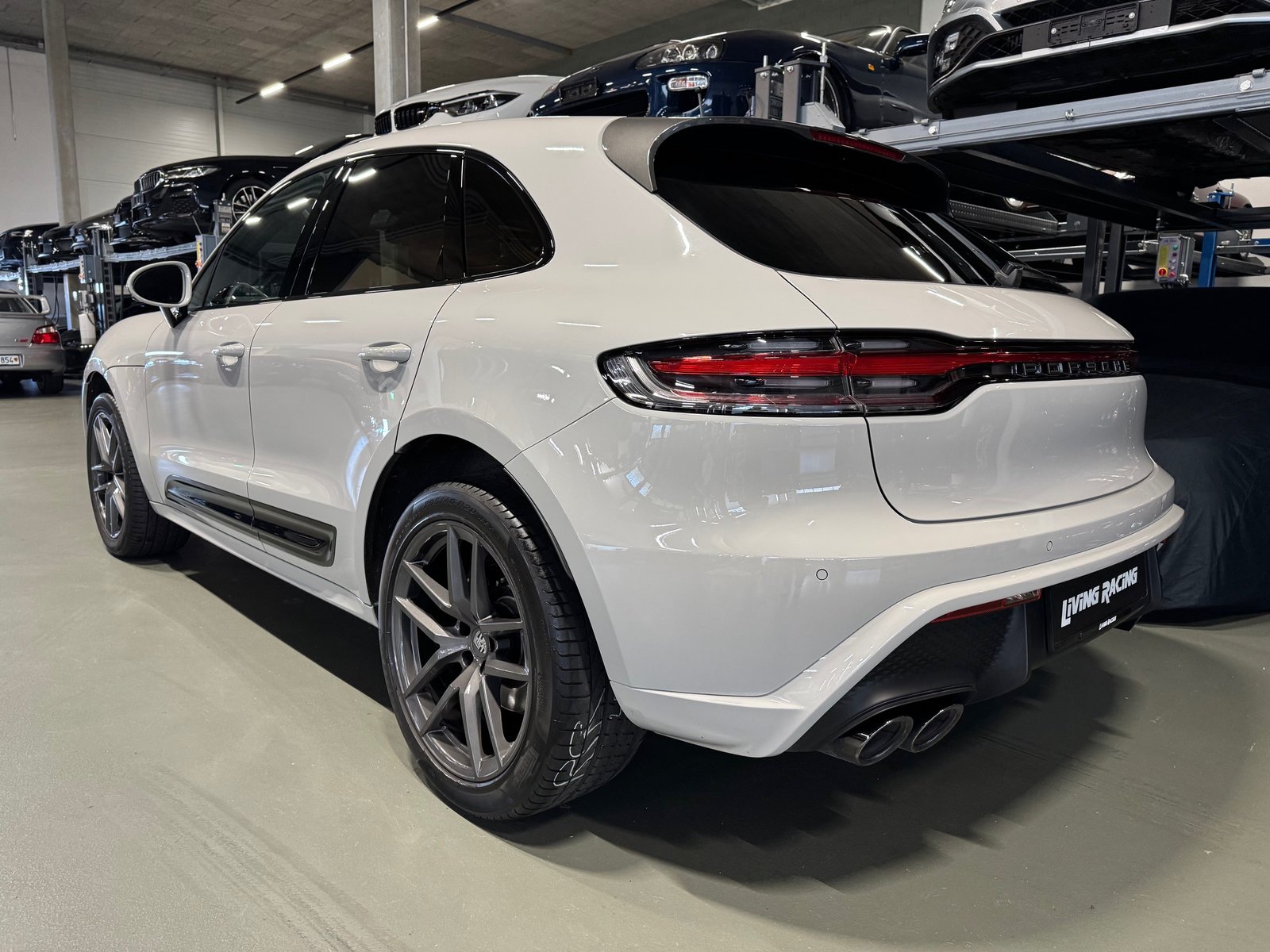 PORSCHE Macan T PDK *SportDesign*, Essence, Occasion / Utilisé, Automatique - 3