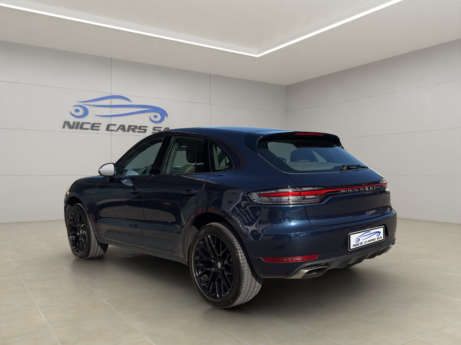 PORSCHE Macan PDK, Petrol, Second hand / Used, Automatic - 5