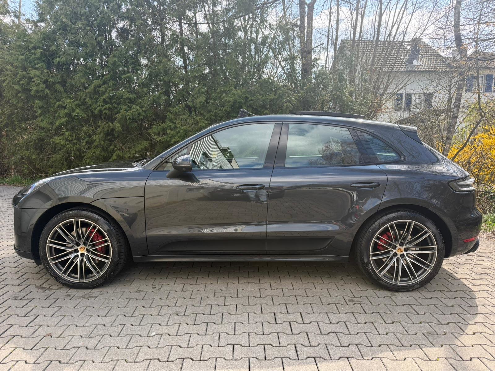 PORSCHE Macan GTS PDK, Petrol, Second hand / Used, Automatic - 2