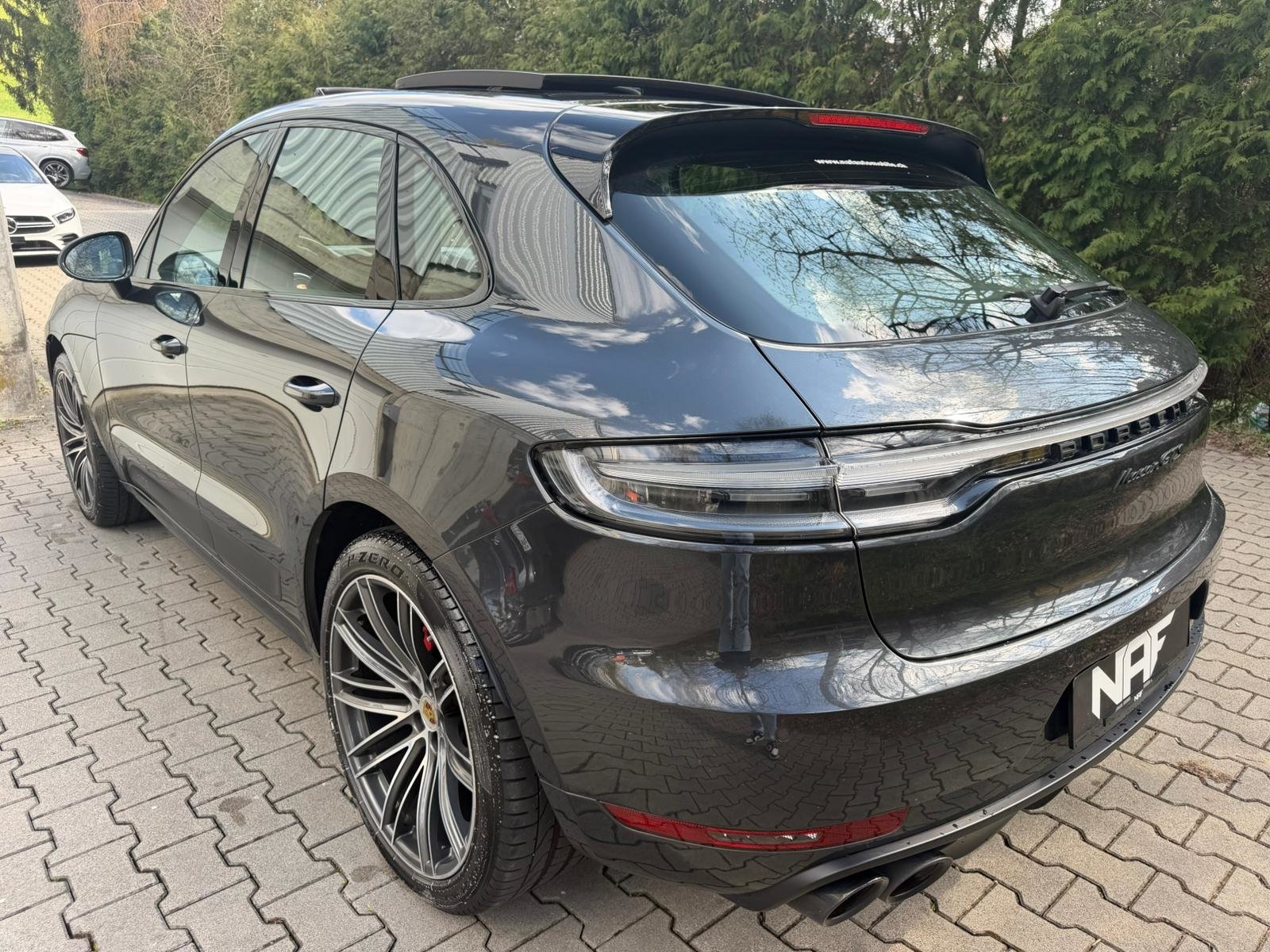 PORSCHE Macan GTS PDK, Petrol, Second hand / Used, Automatic - 3