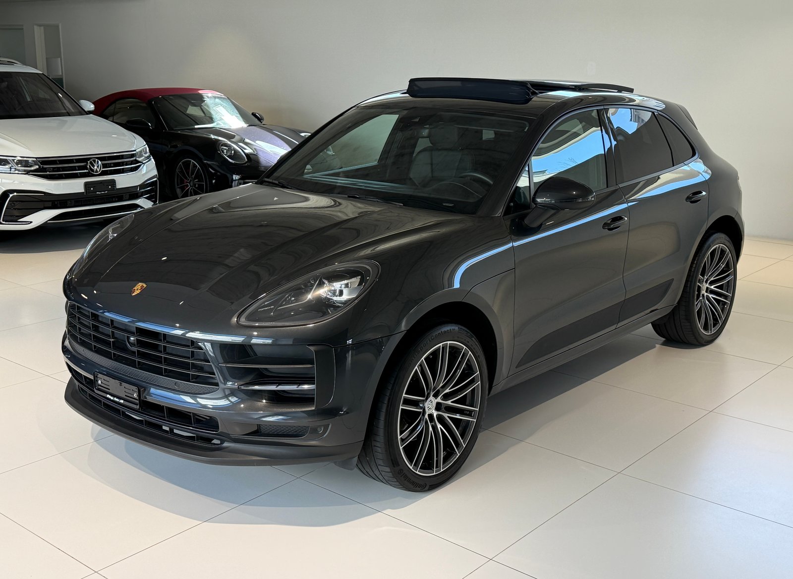 PORSCHE Macan PDK ***CH-FAHRZEUG***PORSCHE APPROVED GARANTIE, Benzin, Occasion / Gebraucht, Automatik - 4