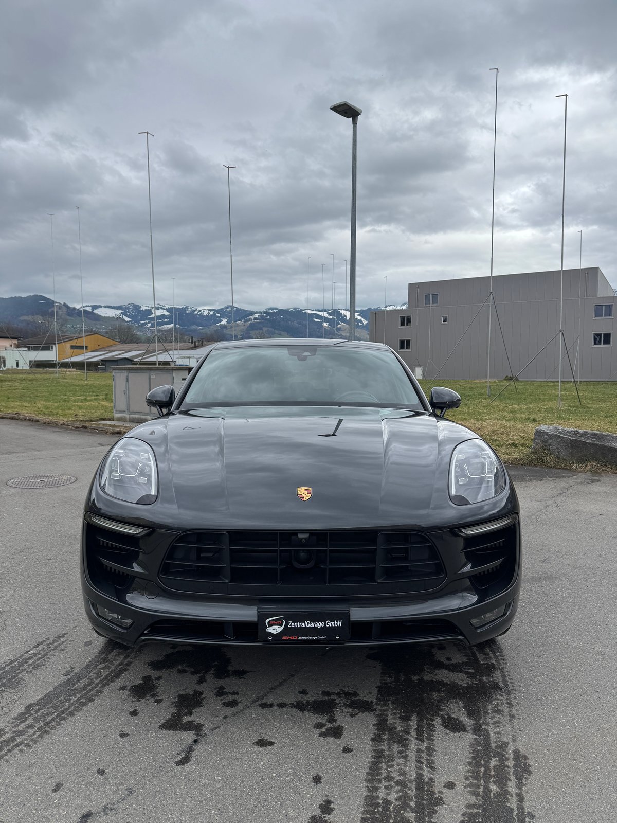 PORSCHE Macan GTS PDK