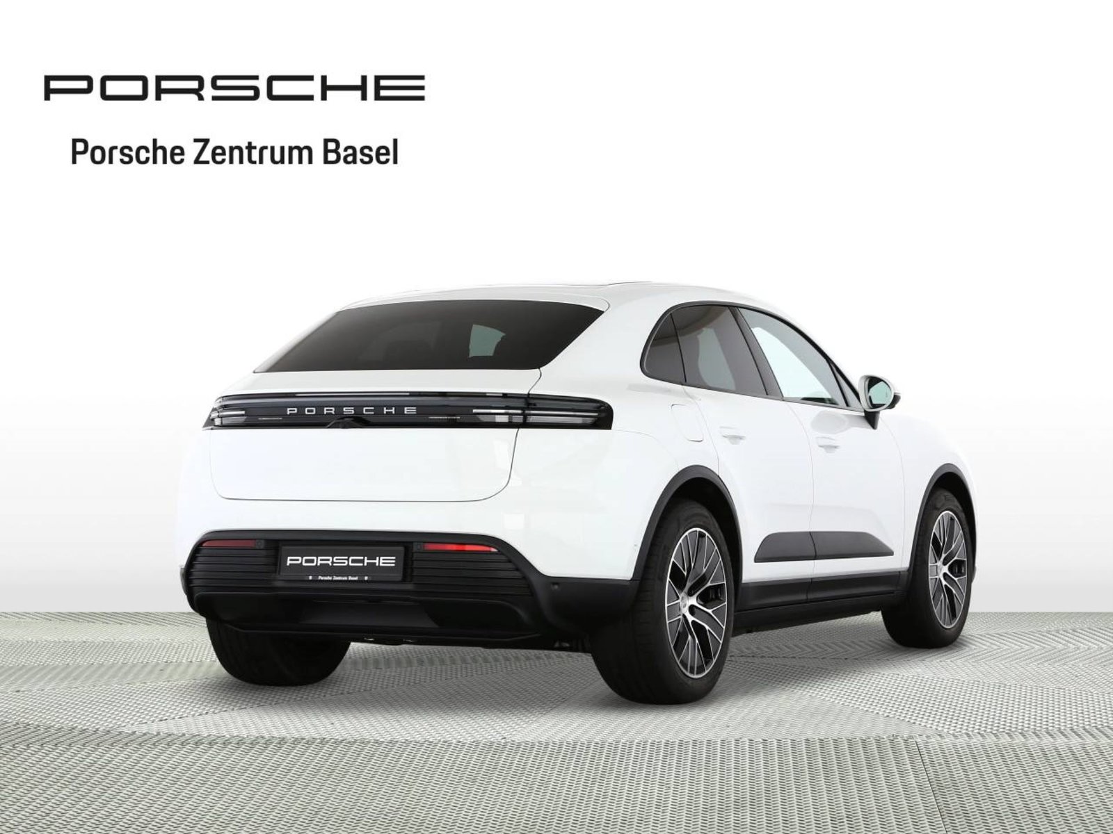 PORSCHE Macan, Elektro, Occasion / Gebraucht, Automatik - 3