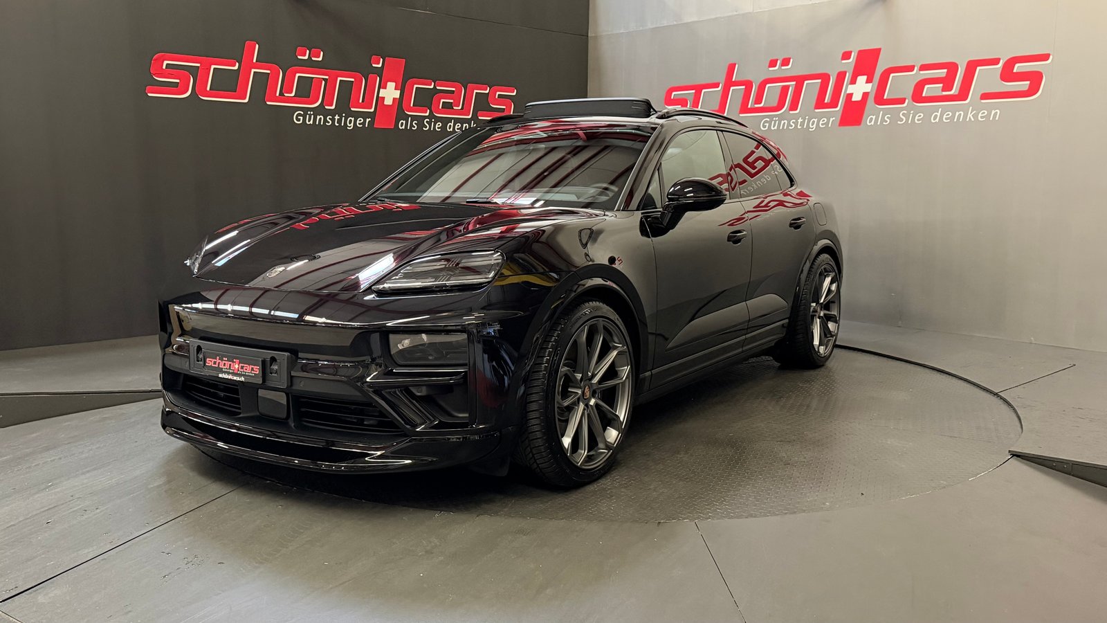PORSCHE Macan Turbo 100kWh