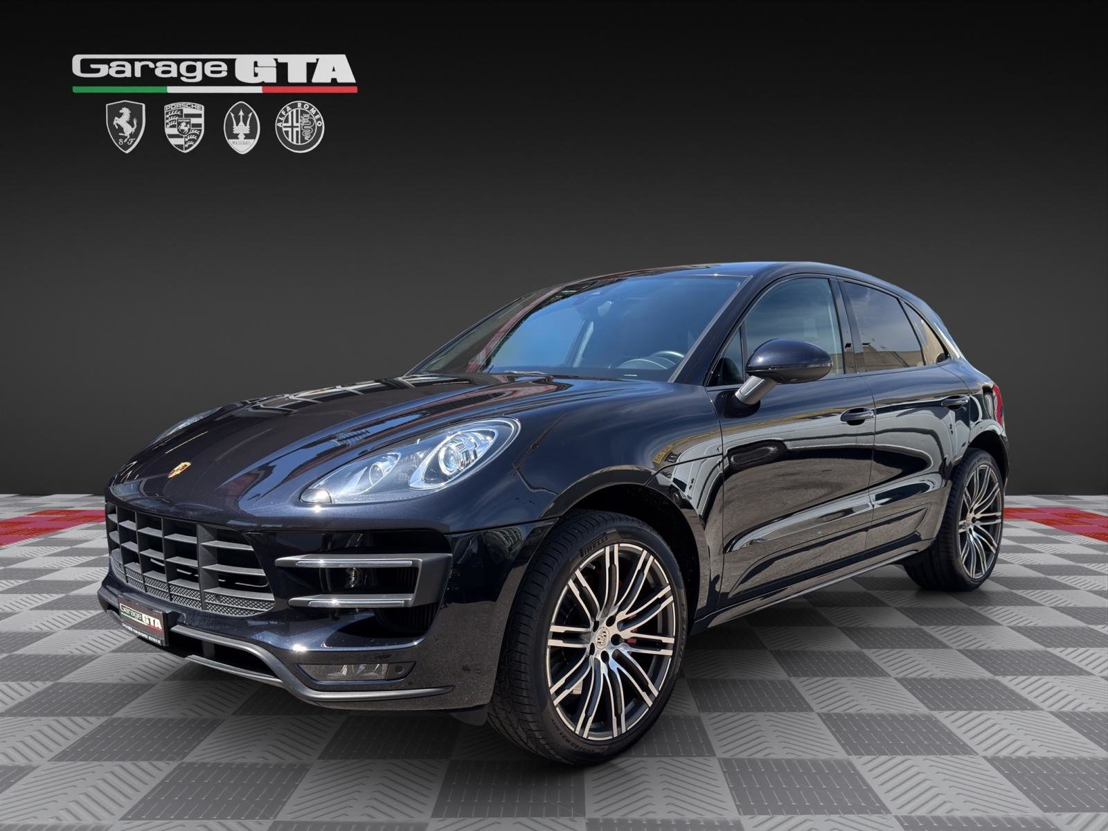PORSCHE Macan Turbo PDK