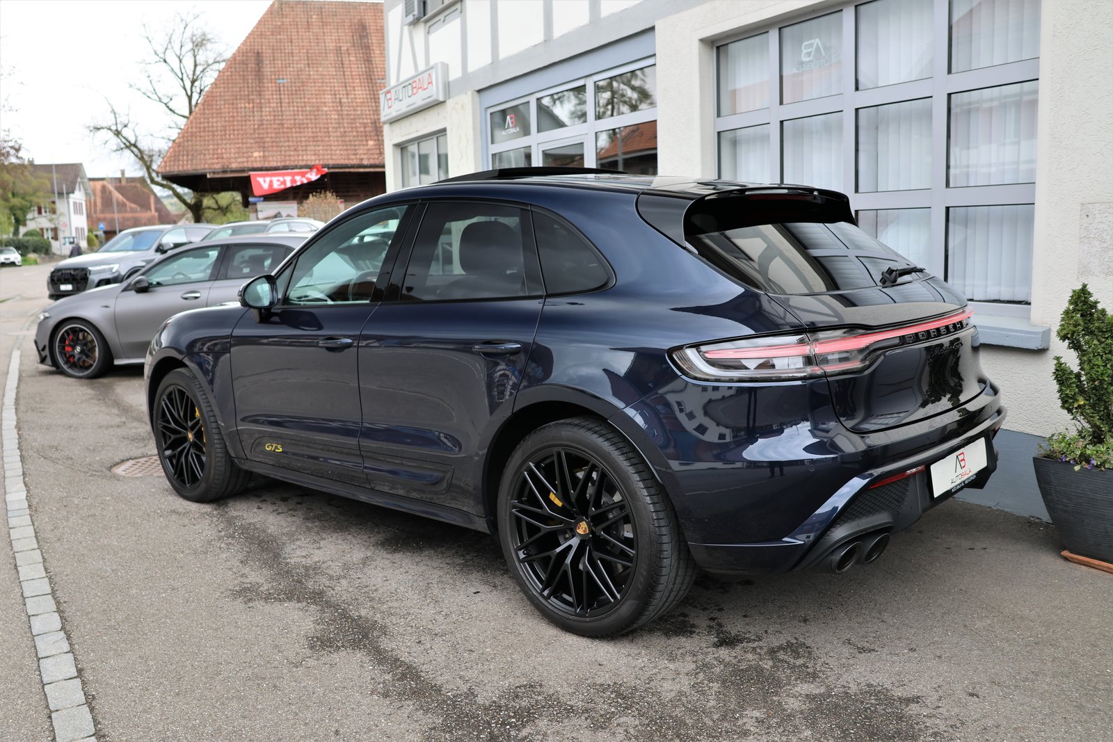 PORSCHE Macan GTS PDK (CH) Approved bis 11/2026, Benzina, Occasioni / Usate, Automatico - 7