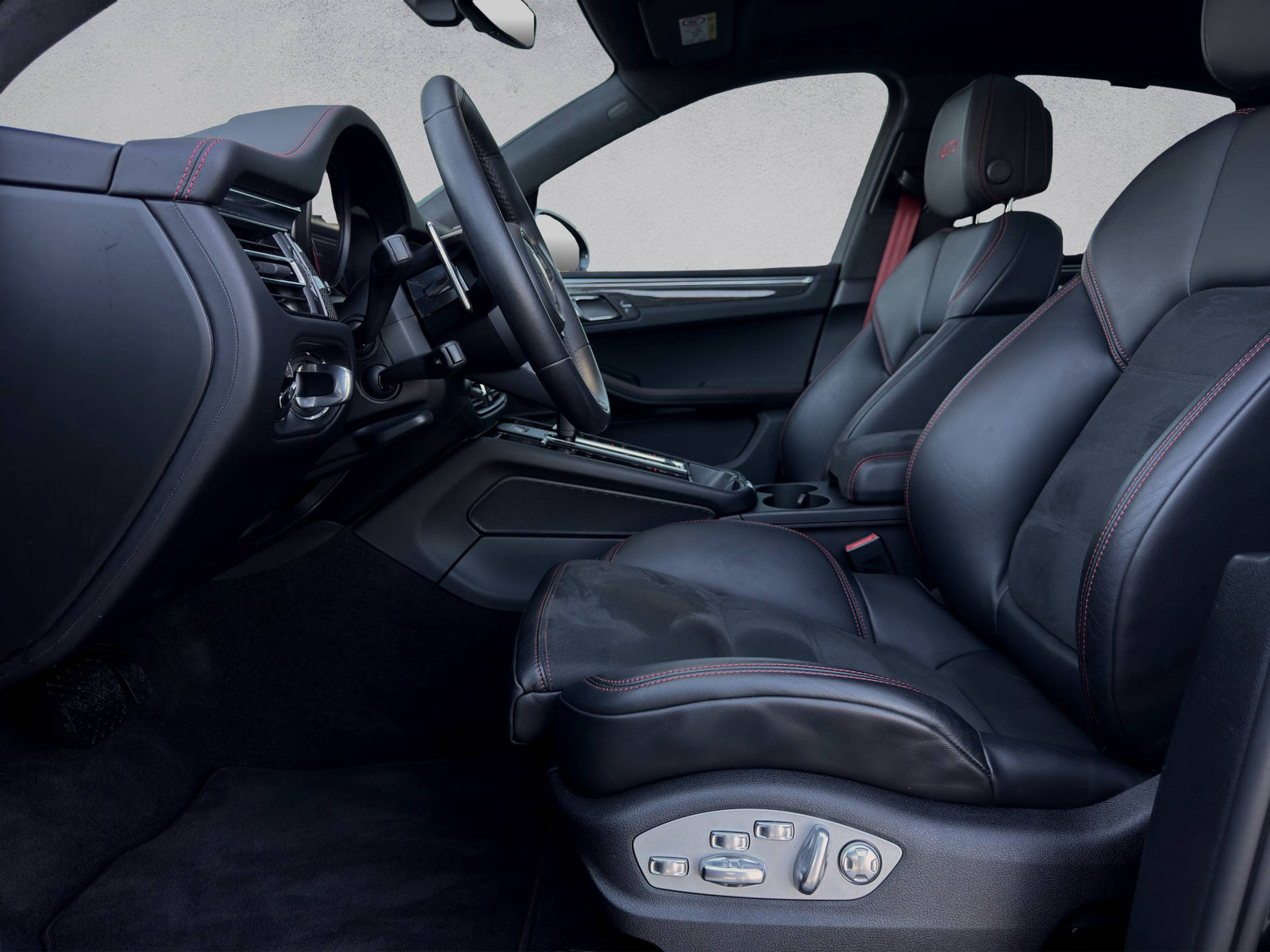 PORSCHE Macan GTS, Essence, Occasion / Utilisé, Automatique - 7