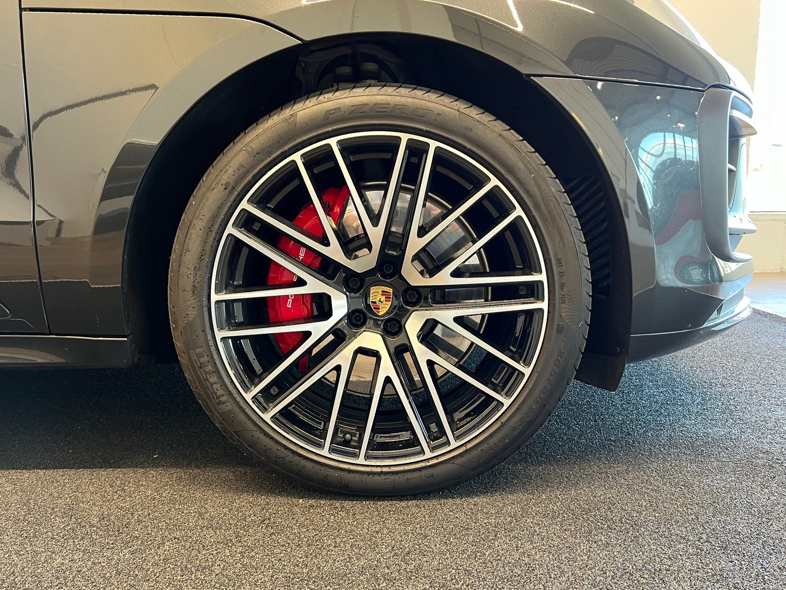 PORSCHE Macan GTS PDK, Petrol, Second hand / Used, Automatic - 6