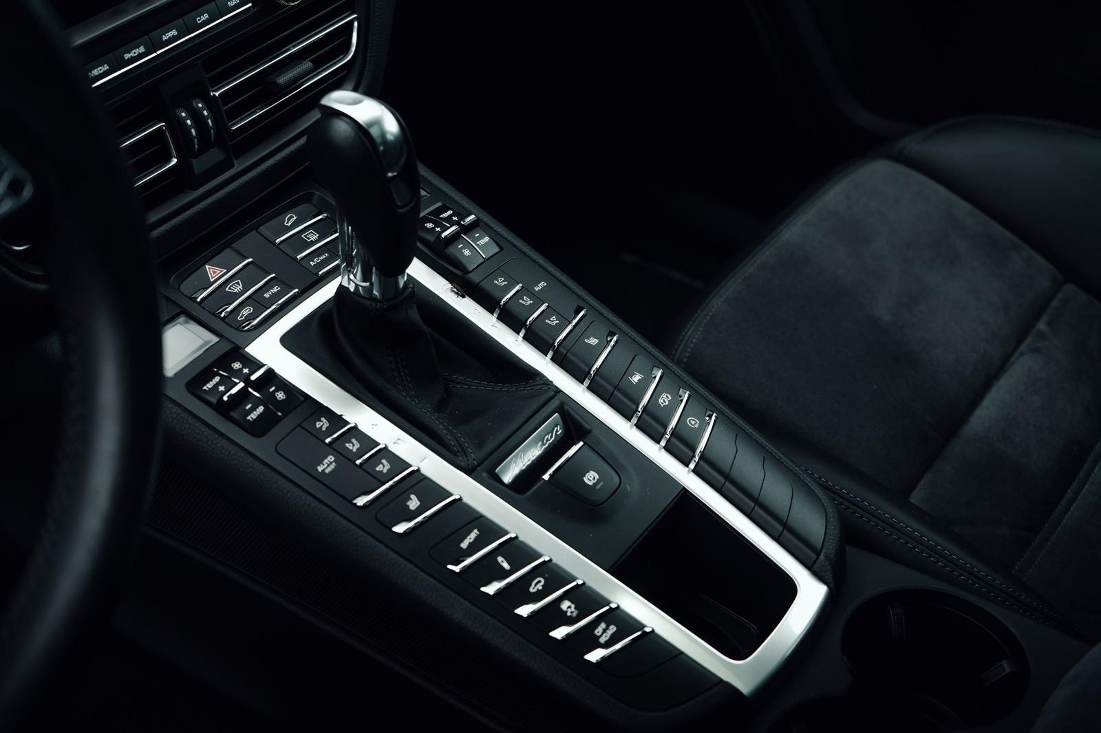 PORSCHE Macan GTS PDK, Essence, Occasion / Utilisé, Automatique - 2