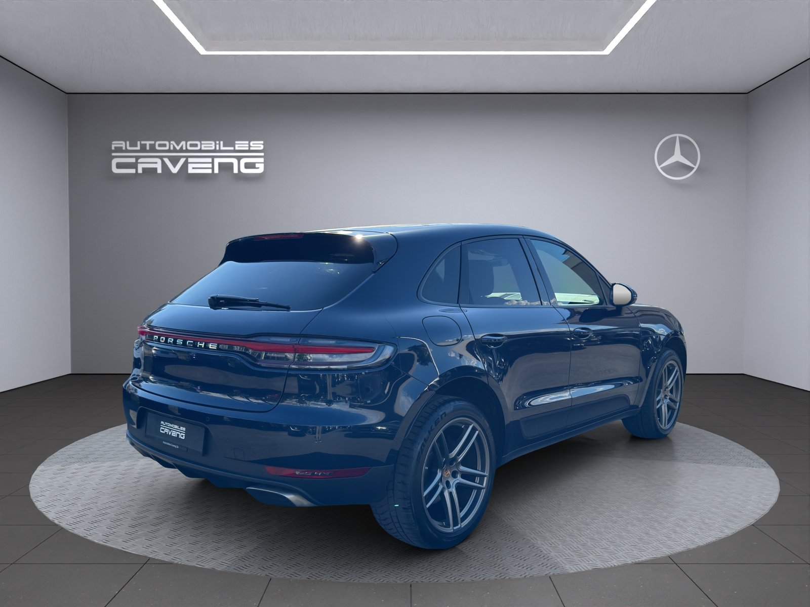 PORSCHE Macan PDK, Petrol, Second hand / Used, Automatic - 5