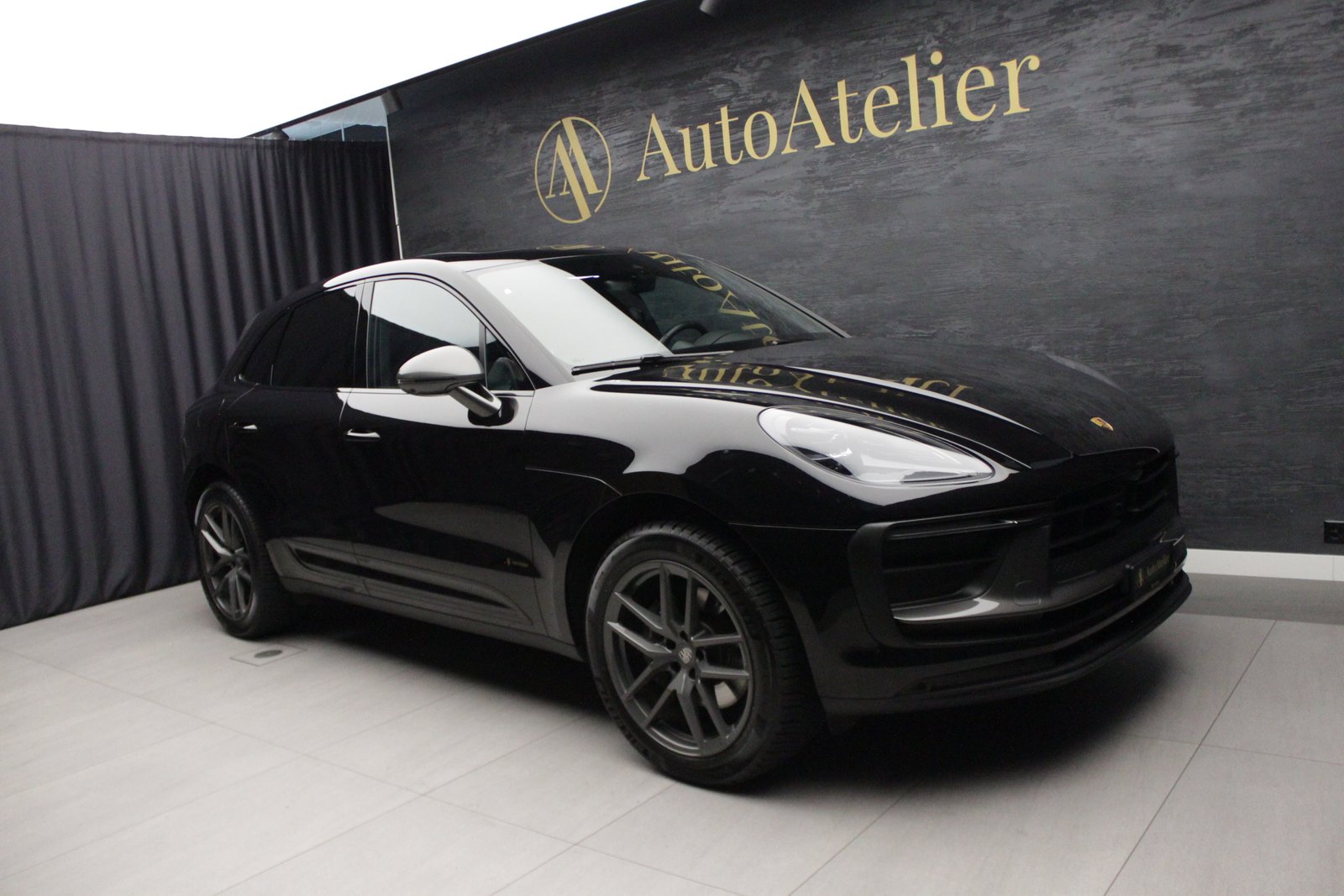 PORSCHE Macan T PDK, Essence, Occasion / Utilisé, Automatique - 3