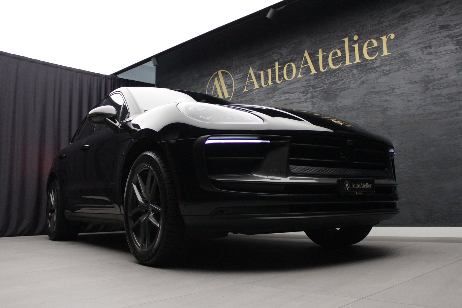 PORSCHE Macan T PDK, Essence, Occasion / Utilisé, Automatique - 5