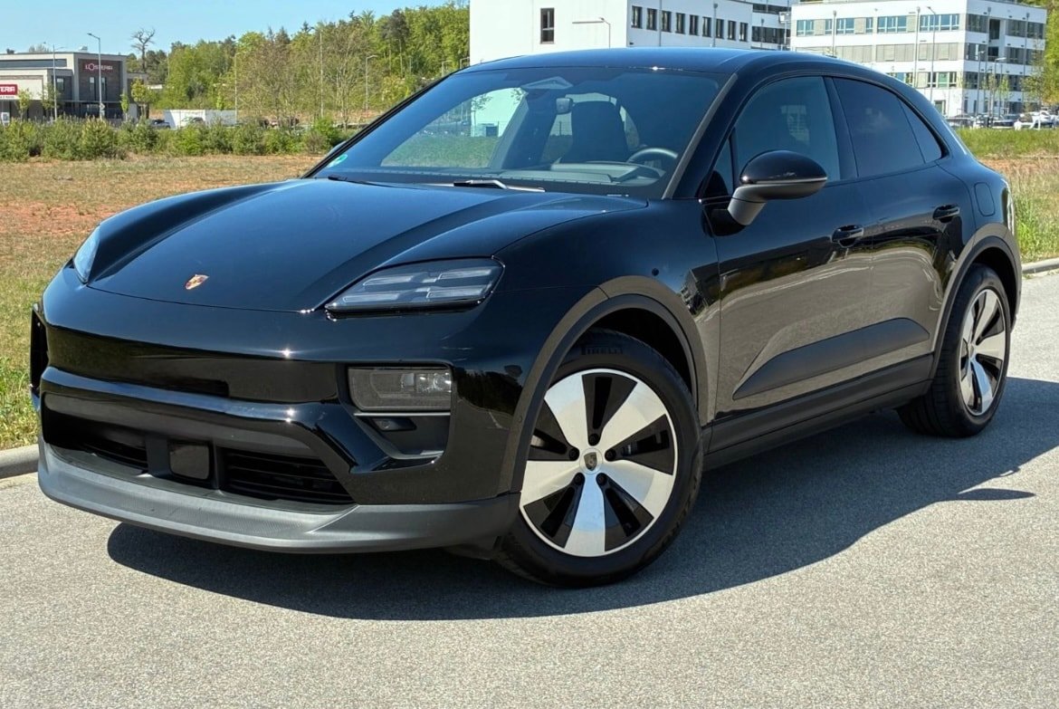PORSCHE Macan 4 100kWh, Electric, Second hand / Used, Automatic - 2
