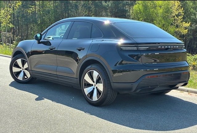 PORSCHE Macan 4 100kWh, Electric, Second hand / Used, Automatic - 3