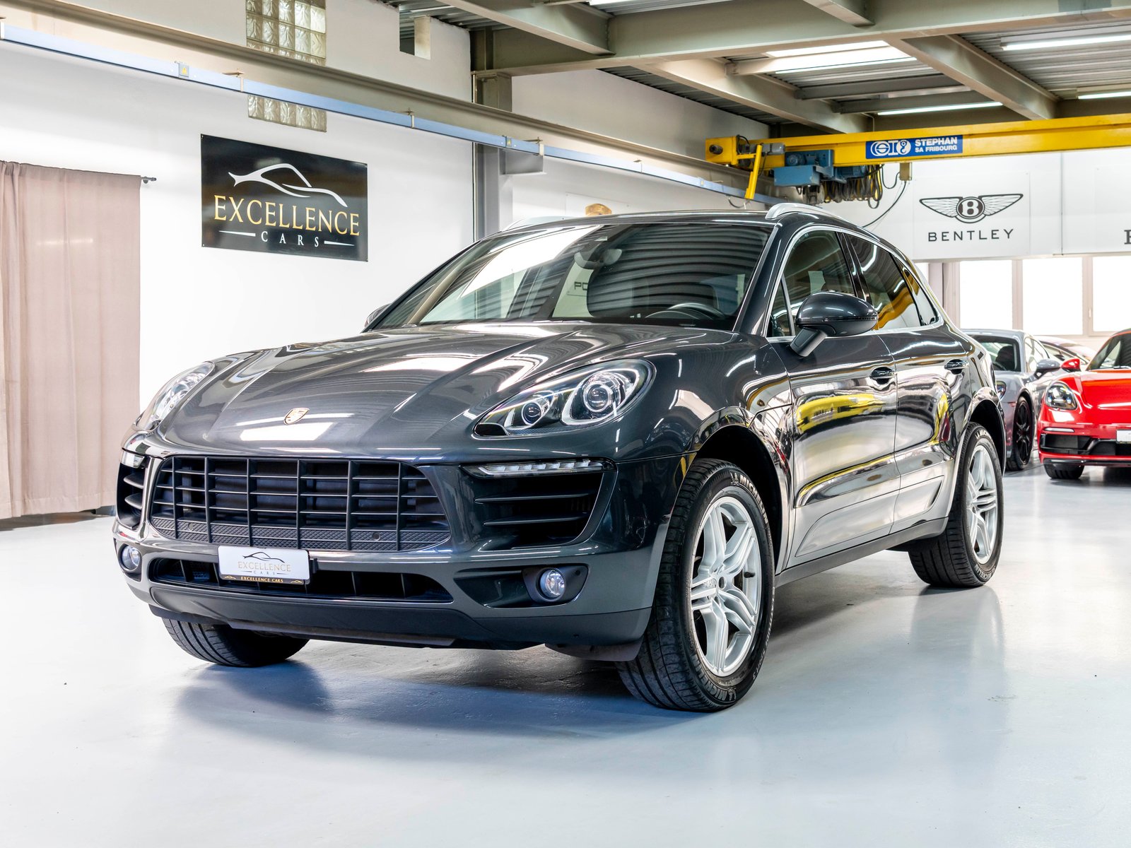 PORSCHE Macan S PDK