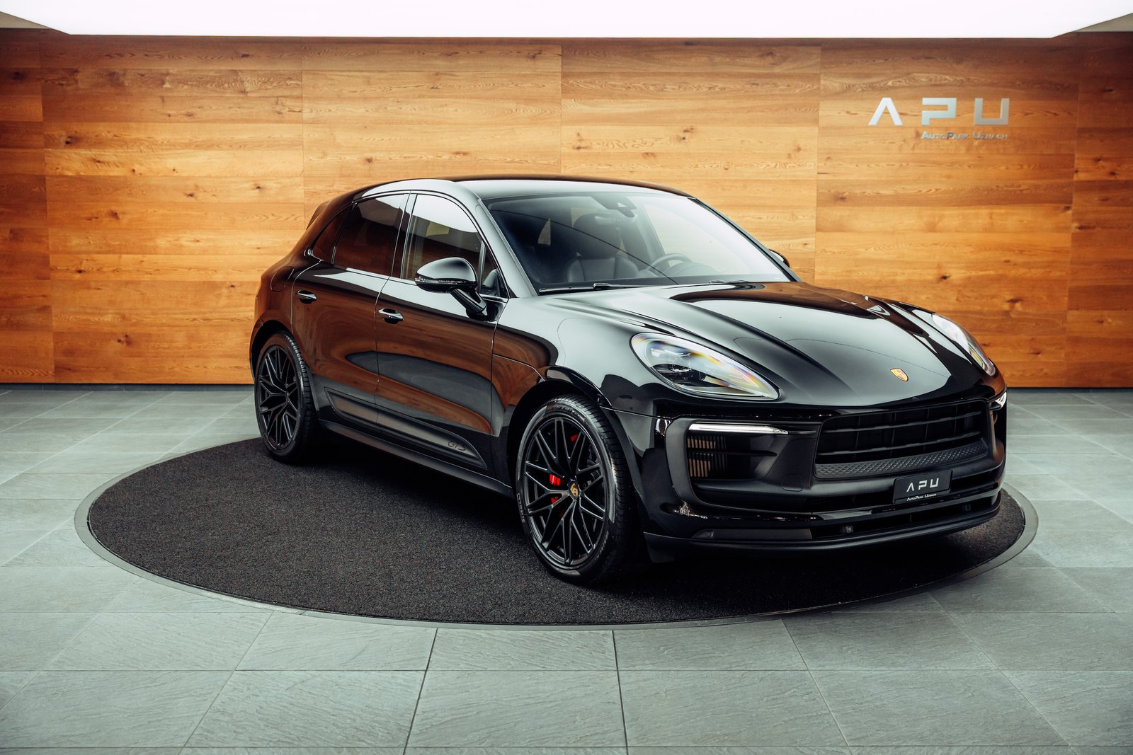 PORSCHE Macan GTS PDK