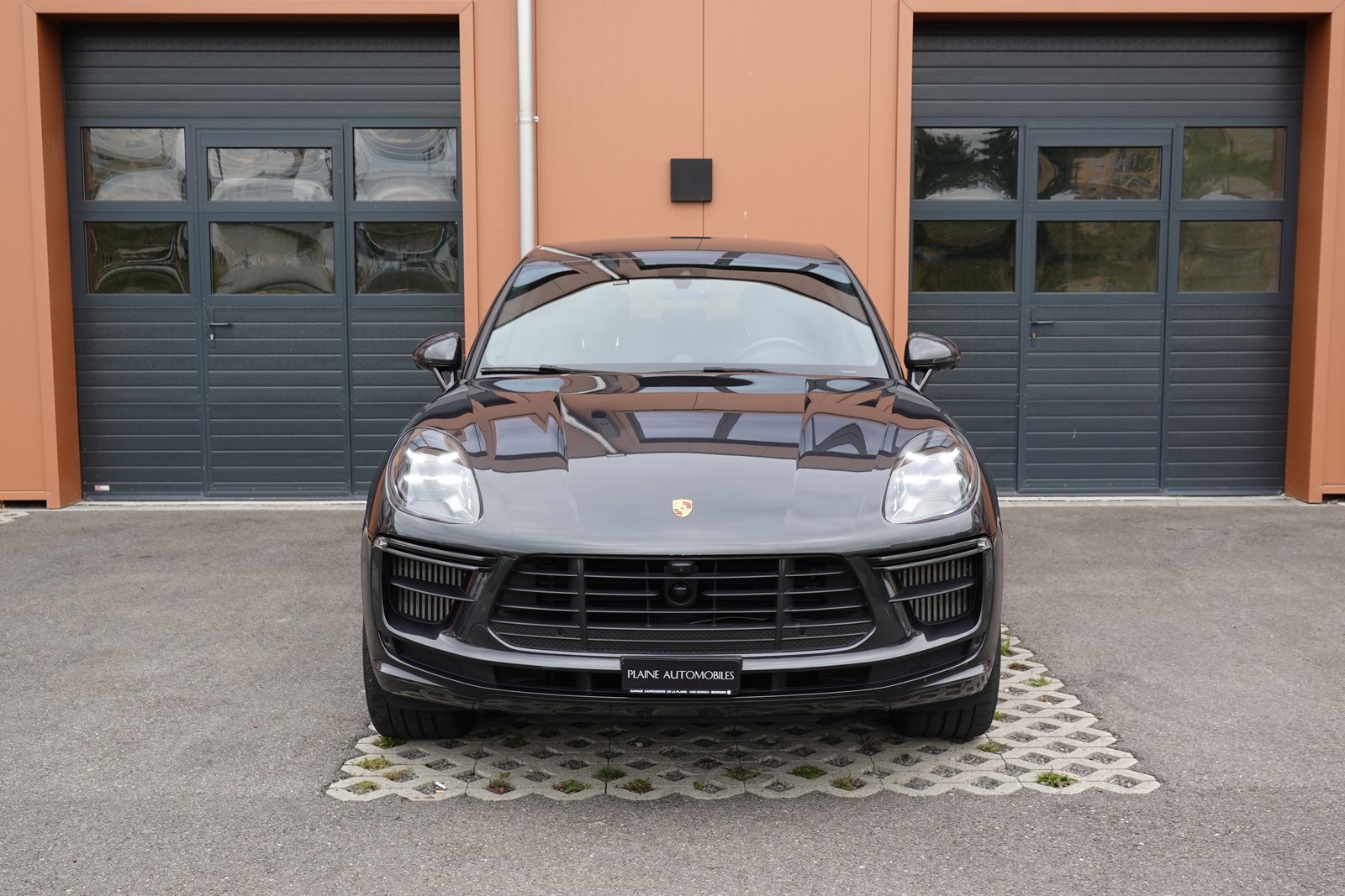 PORSCHE Macan Turbo PDK - CH Auto * Pack Chrono * Sièges 18, Benzin, Occasion / Gebraucht, Automatik - 2