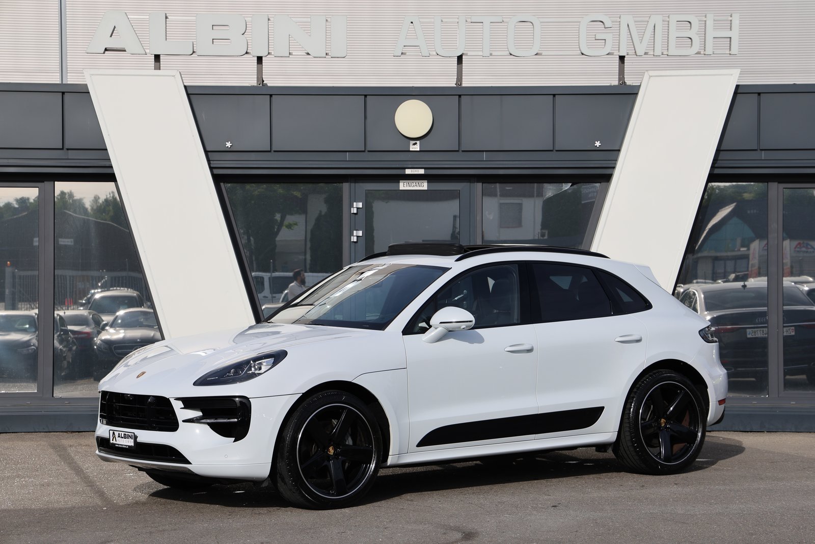 PORSCHE Macan S PDK