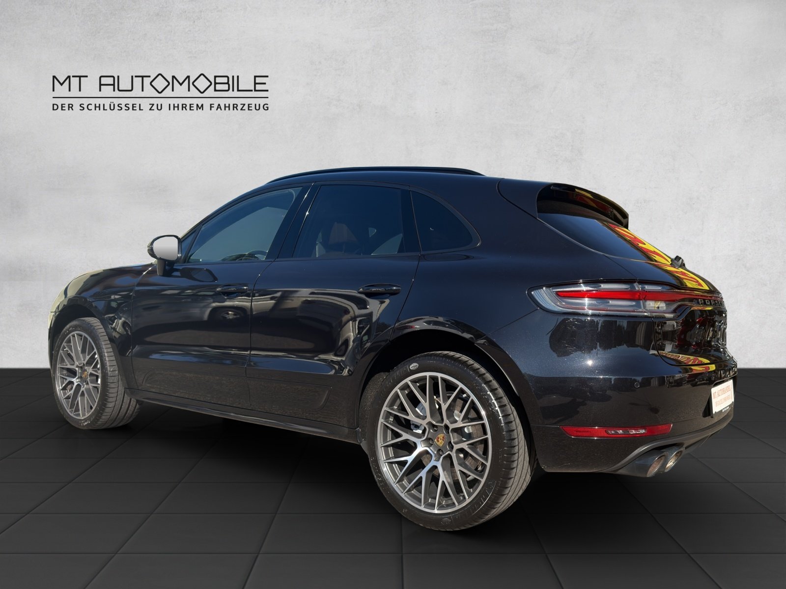 PORSCHE Macan Turbo Exclusive Performance Edition PDK, Benzin, Occasion / Gebraucht, Automatik - 6